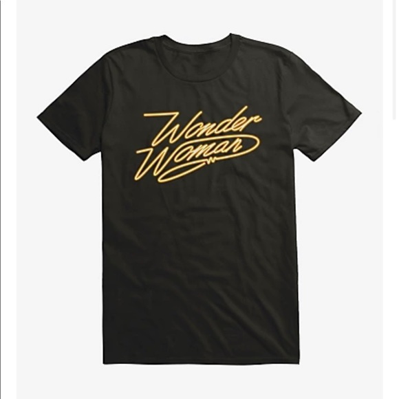 DC Comics Tops - NWOT Wonder Woman Lasso Logo T-shirt 1984